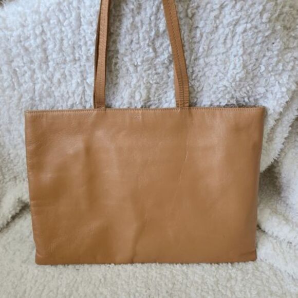 Mark and Graham Tan Leather‎ Thin Tote Shoulder Bag - Picture 1 of 12